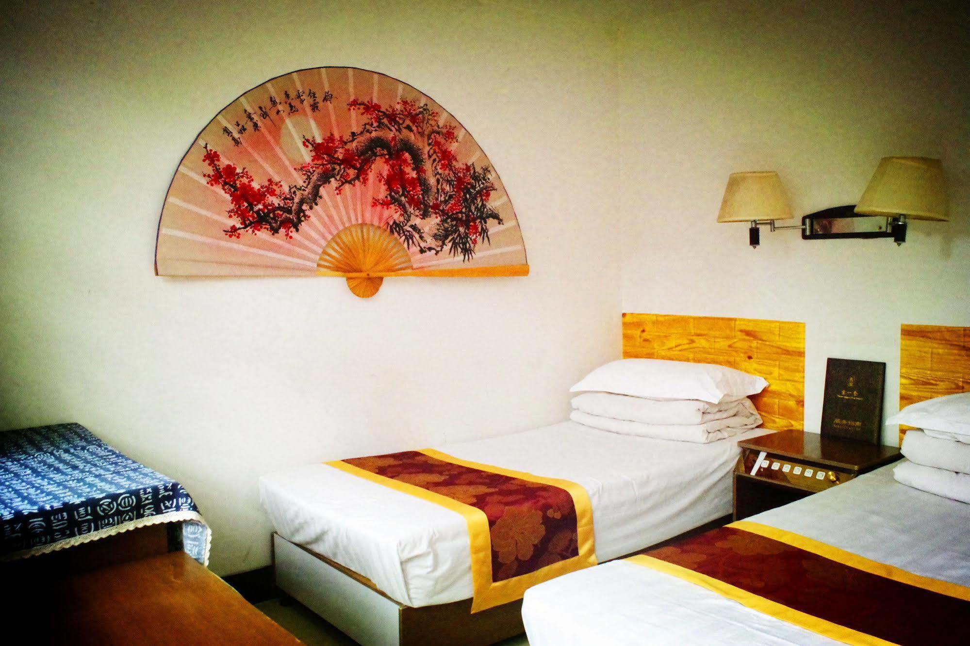 Three Legged Frog Hostel Peking  Buitenkant foto