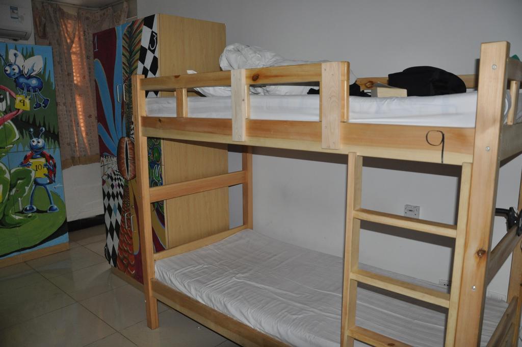 Three Legged Frog Hostel Peking  Kamer foto