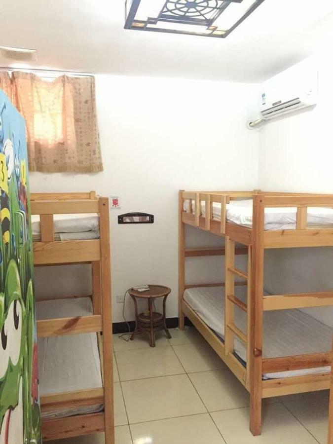 Three Legged Frog Hostel Peking  Buitenkant foto
